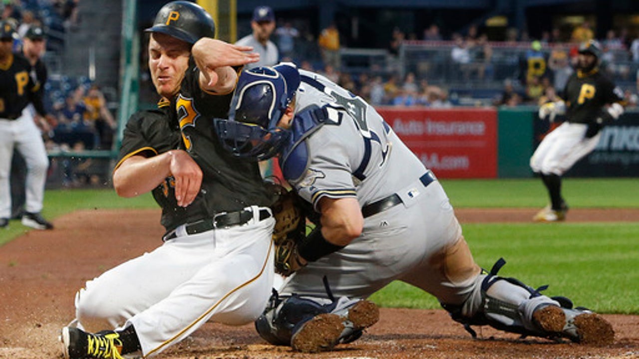 Polanco goes 4 for 4, Pirates top Brewers 4-2 (Jul 17, 2017)